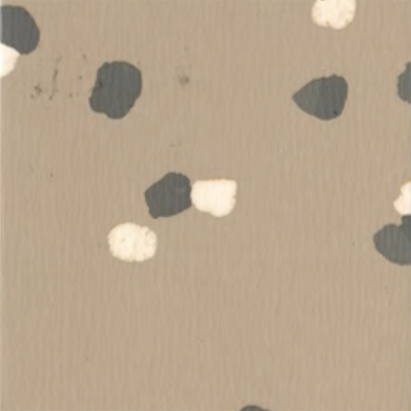 Liukumaton ja naarmuuntumaton kumilattia